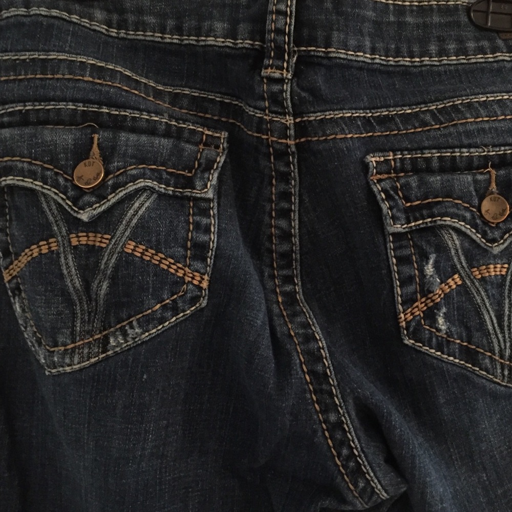 Kit from the Kloth Natalie jeans